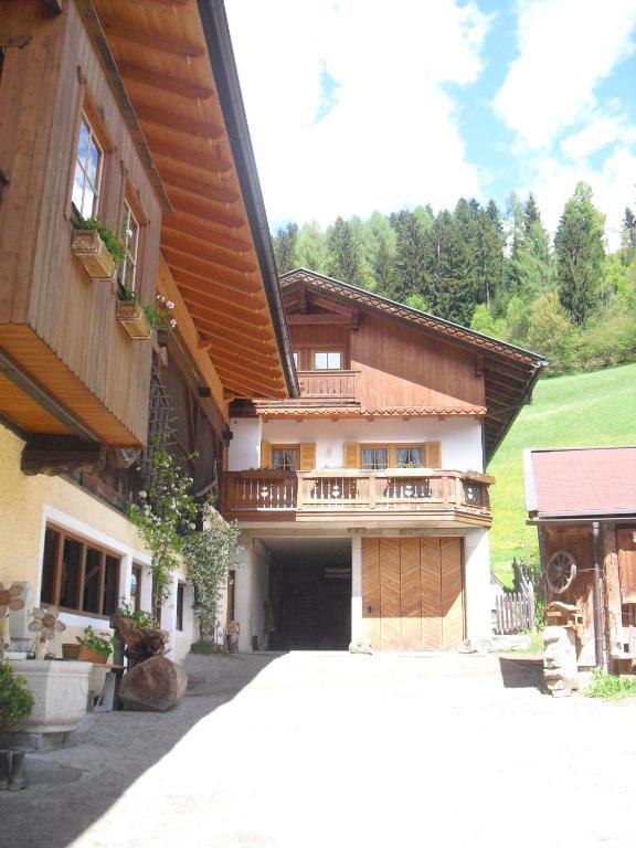 Obergarberhof Apartment Силиан Екстериор снимка